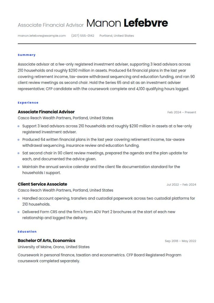 Financial Advisor Resume Examples & Templates